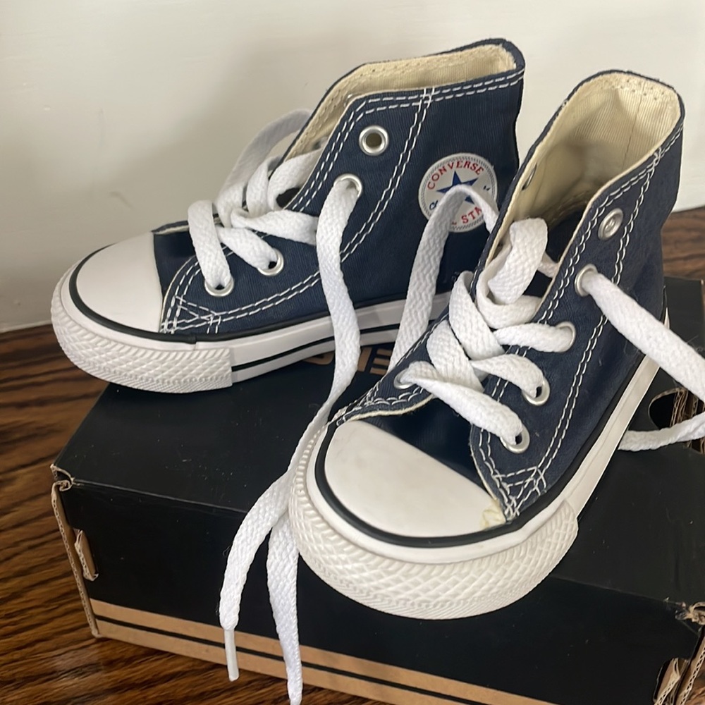 NWT Converse All Star toddler sneakers